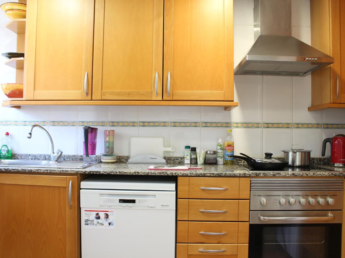 ☆The Peaceful Valencia Homestay☆ W/ Terrace⌘Parking⌘Bbq Exterior photo